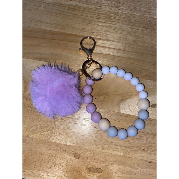 🎀2/$20🎀 Purple and Grey Silicone Beaded Keychain Wristlet - Picture 2 of 6